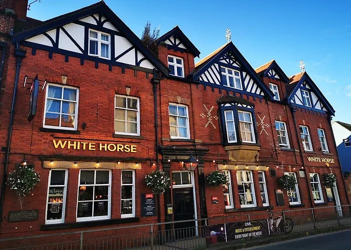The White Horse 3*