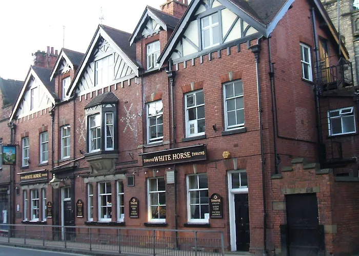 The White Horse 여관