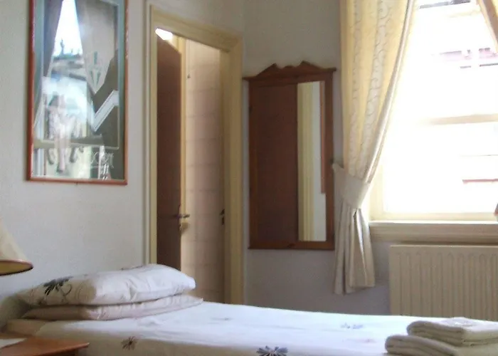 The White Horse Zajazd 3*